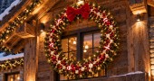Coroniță luminoasa mare brad de exterior decorată 2 m diametru pentru fațadă clădire, decor Crăciun hotel primărie mall restaurant, coronițe brad Crăciun gigant