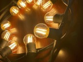 Ghirlanda luminoasa profesionala de exterior cu 3 becuri led 4W/ml si dulii E27, 15m, lumina calda